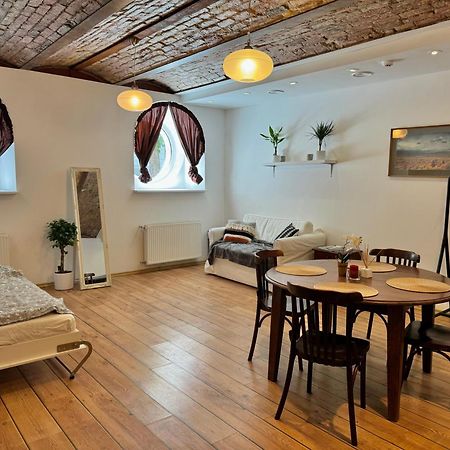 Stay In Art Nouveau District Riga Bagian luar foto