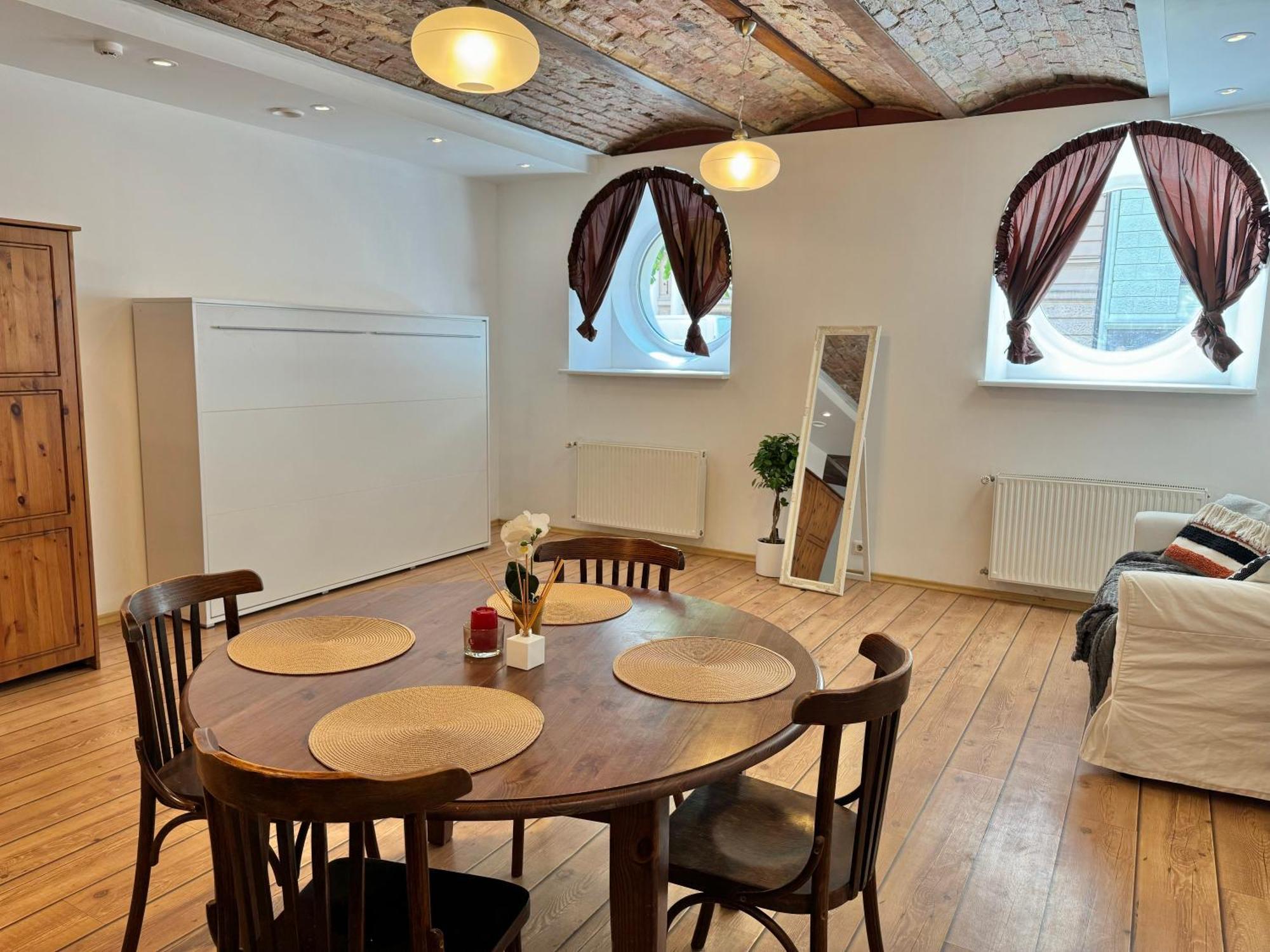 Stay In Art Nouveau District Riga Bagian luar foto